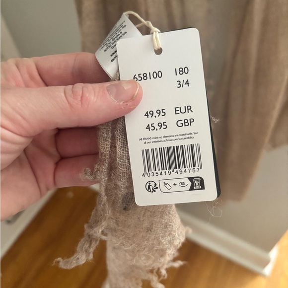 Fraas Beige Scarf - Picture 2 of 4